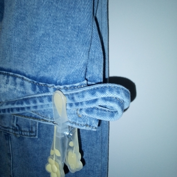 Women's Pants - Picture 6 of 9